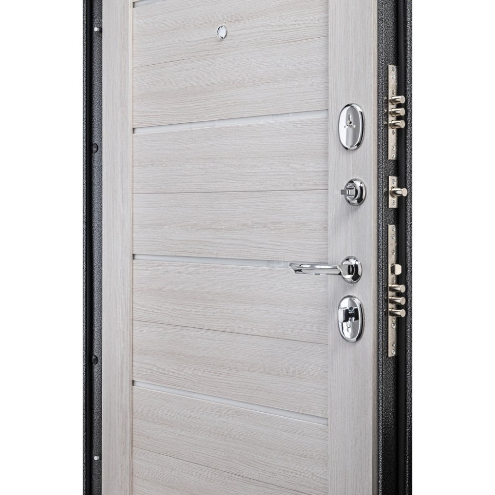 Входная металлическая дверь Porta S 104.П22 Антик Серебро/Bianco Veralinga
